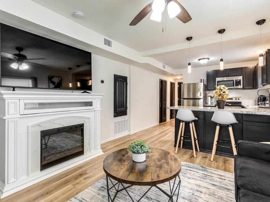 Stylish & Serene Modern Retreat *