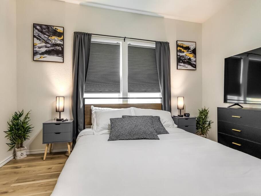 Apartment Stylish & Serene Modern Retreat *